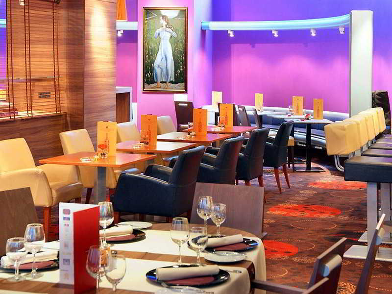 Leonardo Westbahnhof Hotel Wien